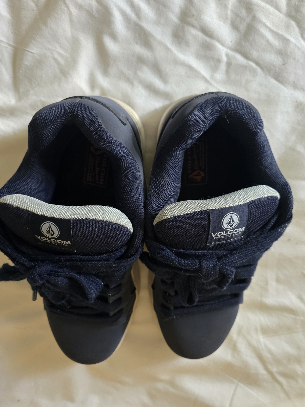Volcom Stone Navy and White Mens Skate Shoes - Picture 9 of 11